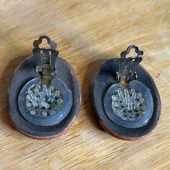 Vintage brown ceramic oval clip on art decorative bohemian earrings - Picture 4 of 7